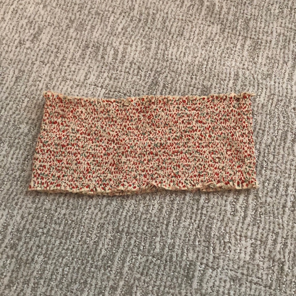 Brandy Melville bandeau top